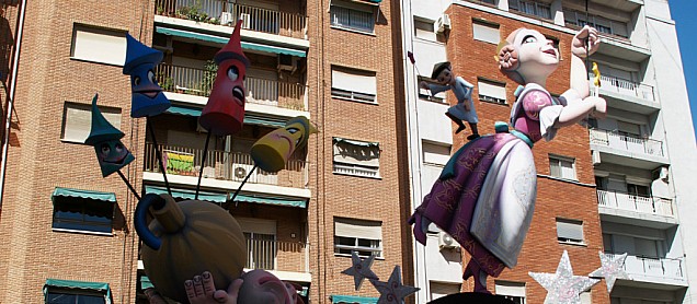Foto de la falla Pim, Pam, Pum!