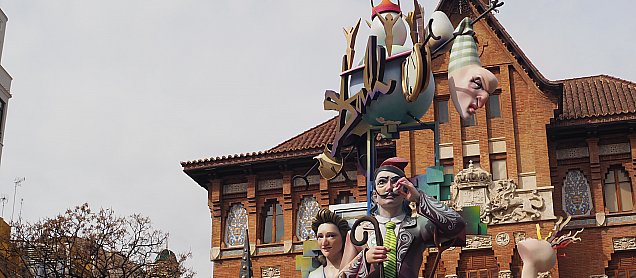 Foto de la falla Homenage a Dalí