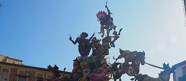 Foto de la falla Per Un Grapat D´Euros