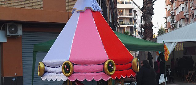 Foto de la falla Fira D´Abril