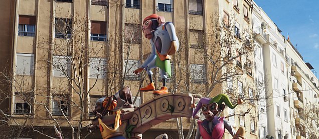 Foto de la falla Retrocés a la Mona