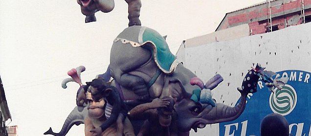 Foto de la falla El Circ de la Vida