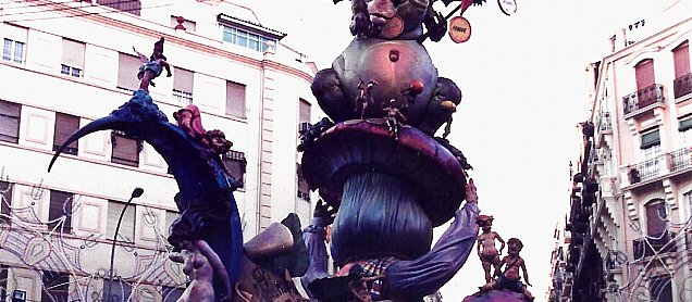 Foto de la falla Els Pecats Actuals