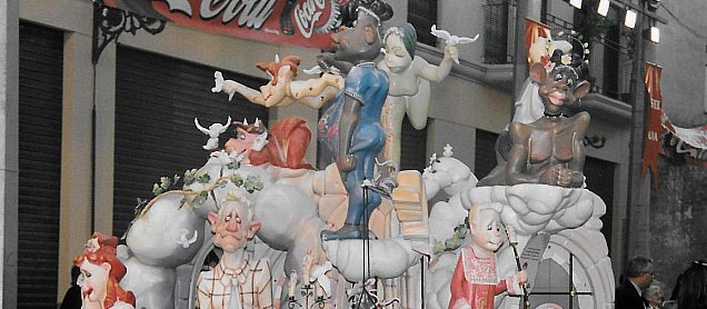 Foto de la falla La Primera Comunió