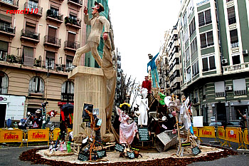 Foto Una Estoreta Velleta a la Gran Via Per Sant Josep