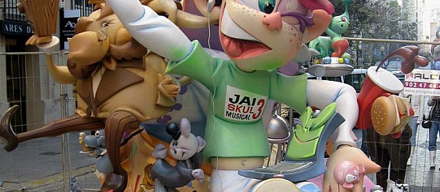 Foto de la falla El Cine en Casa