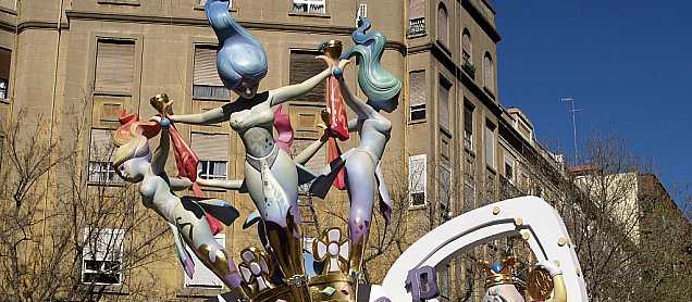 Foto de la falla El Rei de la Nit