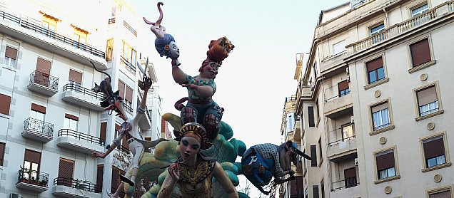 Foto de la falla L´Últim Toc