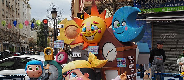 Foto de la falla ¡Tot al Seu... Temps!