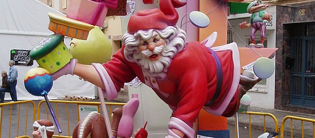 Foto de la falla El 25, Nadal