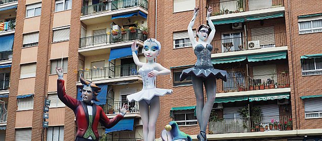 Foto de la falla El Llac de la Chafarderia
