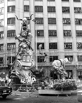Foto Barbaritats