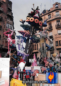 Foto El 2000: Passat, Present I Futur