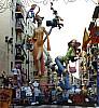 Foto de la falla Avenida Malvarrosa - Antonio Ponz - Cavite 2002