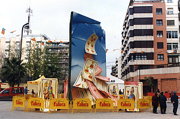 Foto El Món És Una Timba