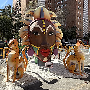 Foto ¿Quí Caça a Quí?