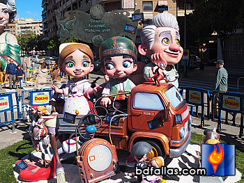 Foto Un Viage de Tres Anys
